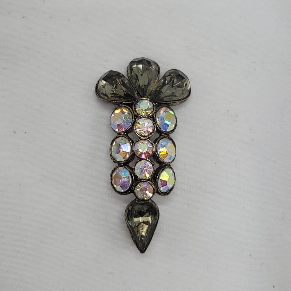 Vtg Aurora Borealis Rhinestone Easter Carrot Brooch Pin Gray Crystal Accents 2"